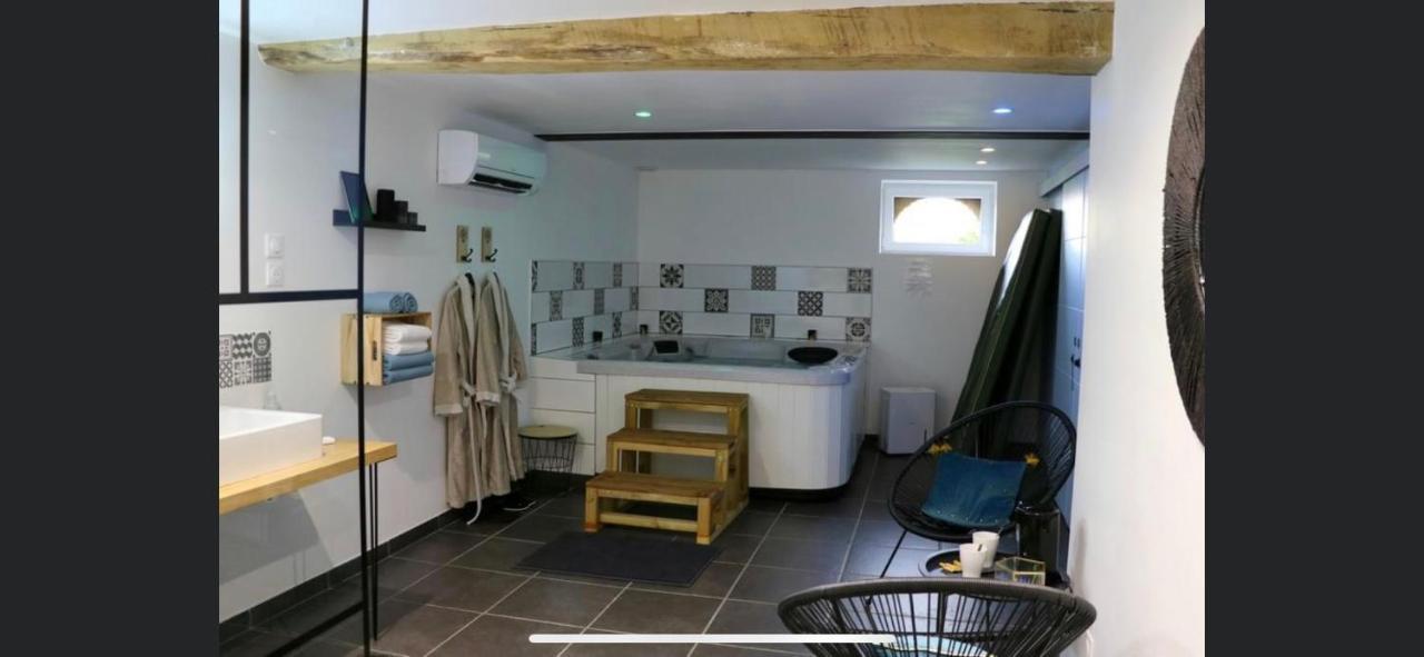 Aux Fines Bulles Gite Et Chambres D Hotes Neuve-Maison Esterno foto