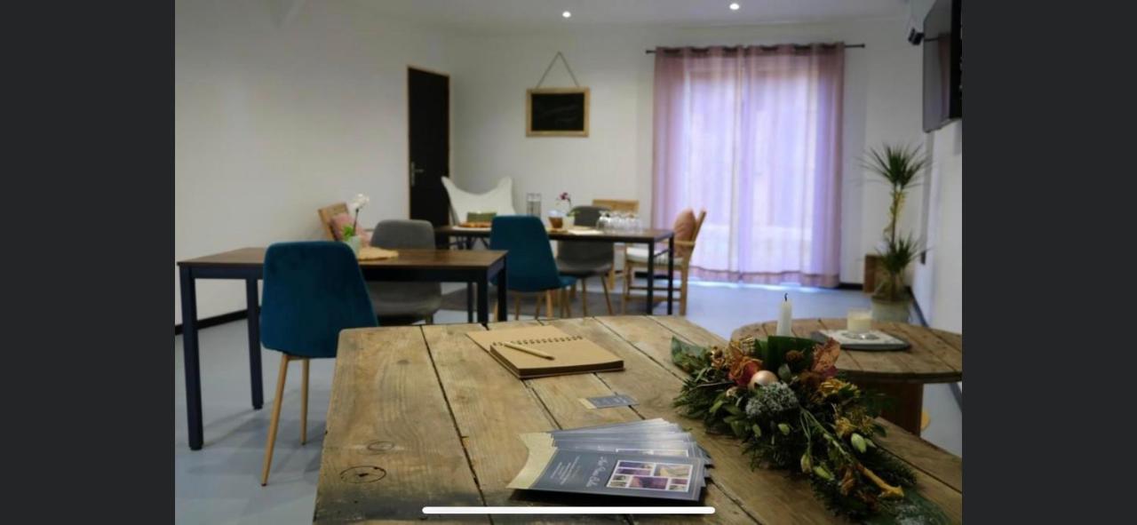 Aux Fines Bulles Gite Et Chambres D Hotes Neuve-Maison Esterno foto