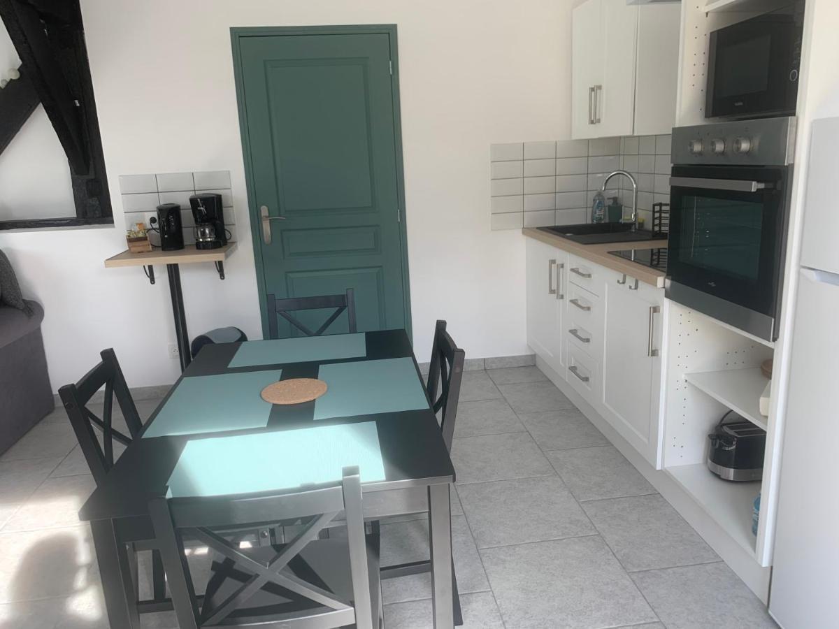 Aux Fines Bulles Gite Et Chambres D Hotes Neuve-Maison Esterno foto